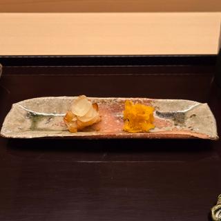 月光百合根と自家製カラスミ(鮨 髙橋 謙太郎)