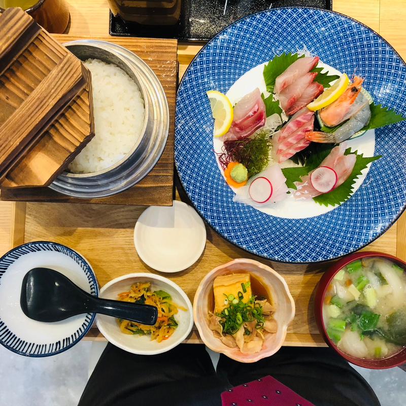 白姫海老付お刺身定食(こめやさかなや 卸本町店)