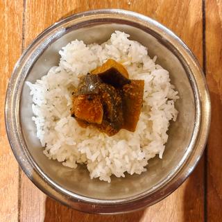 茄子のアチャール飯