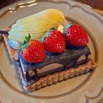 チョコレートストロベリータルト 洋梨のタルト