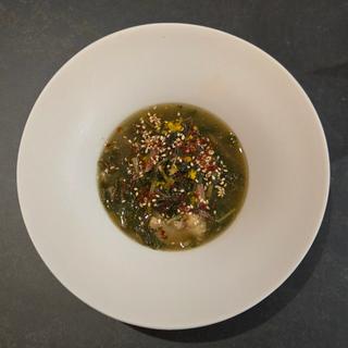 シレギと炊いた大根のテールスープ