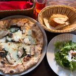 本日の石窯焼きピッツァ