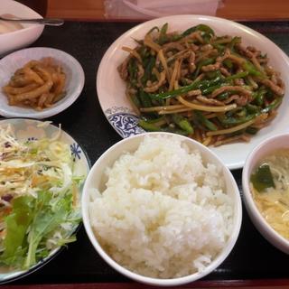 青椒肉絲定食(中華食堂 劉)