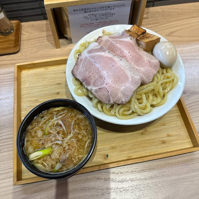 特製背脂ニンニクつけ麺(自家製麺じゃじゃ。)