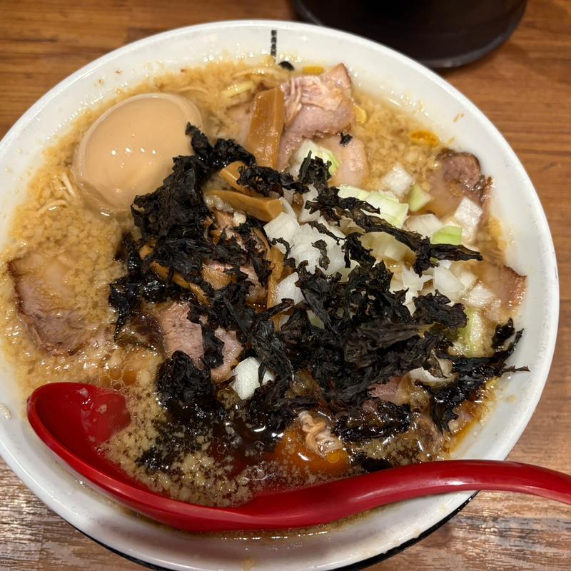 特製背脂醤油らーめん(らーめん みずさわ 大宮西口店)