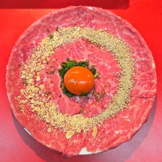 レアロースユッケ(焼肉藤もと 梅田お初天神店)