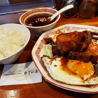 チャーシューエッグ定食