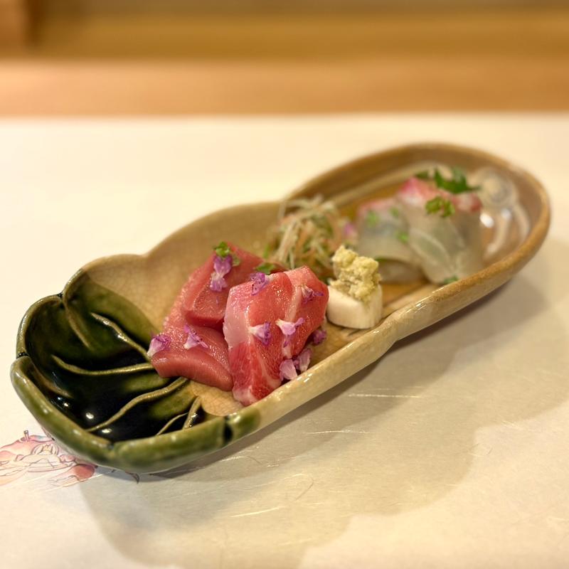 鮪と鯛(ひろ作 （ひろさく）)