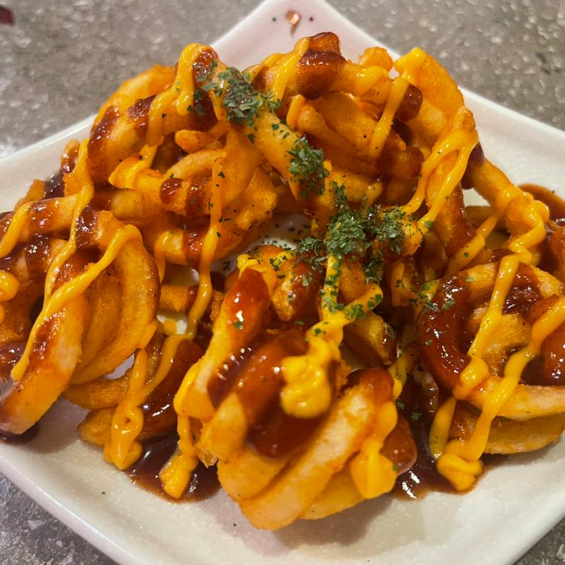 チリチーズカーリー(居酒屋なかーてぃー 那覇国際通り店)