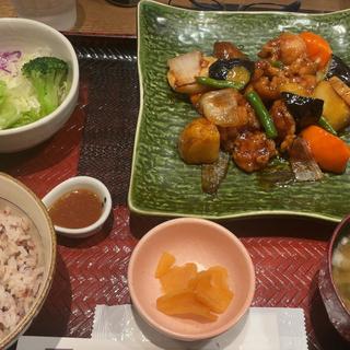 鶏と野菜の黒酢あん