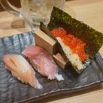 日替わり3貫(貝 刺身専門店 しらはら 関内)