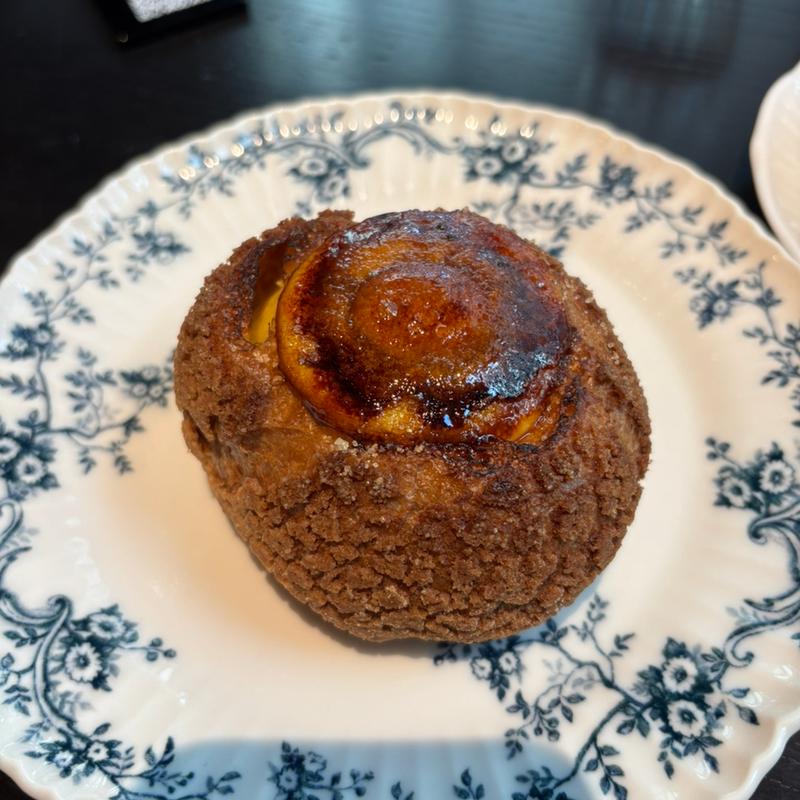 ブリュレシュークリーム(MAISON CLASSIC SALON)