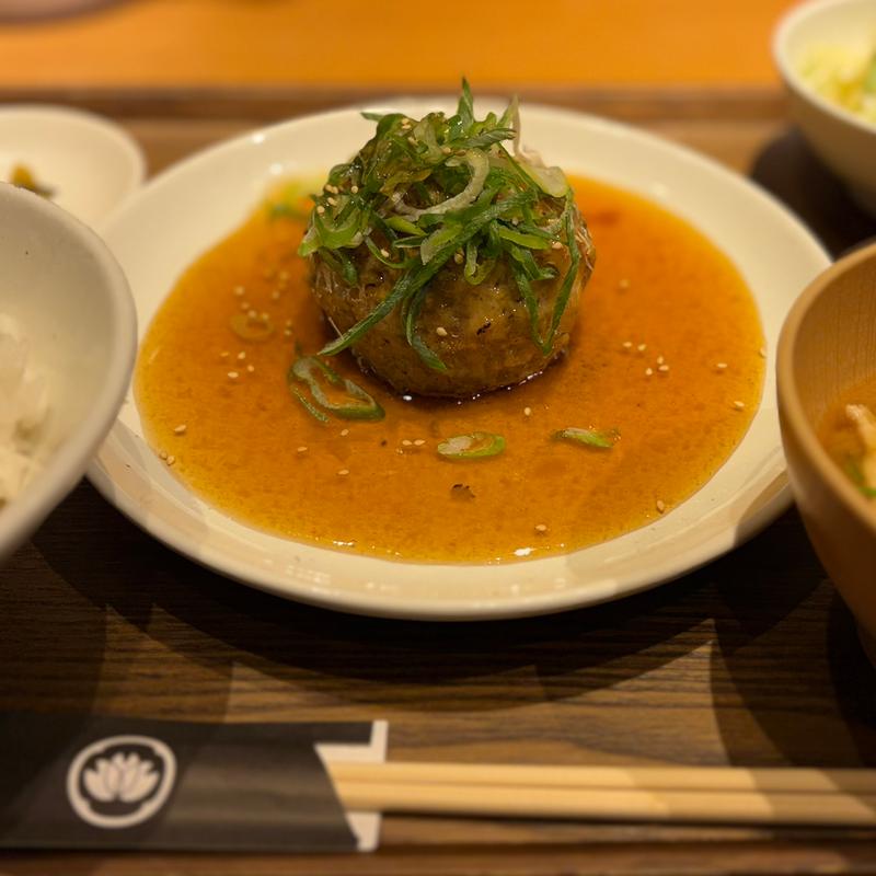 清水の炭火ハンバーグーおろし ポン酢(豚専門 清水)