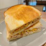 自家製ツナメルトサンド