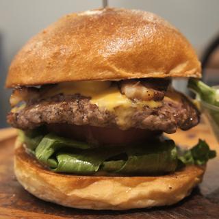 自家製ベーコンチーズバーガーランチセット