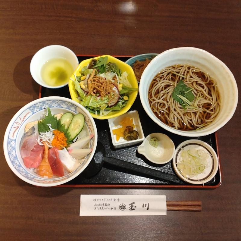 海鮮ちらし丼セット(手打蕎麦 玉川)