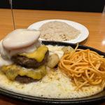 チーズヴェールハンバーグダブル ガーリックライス
