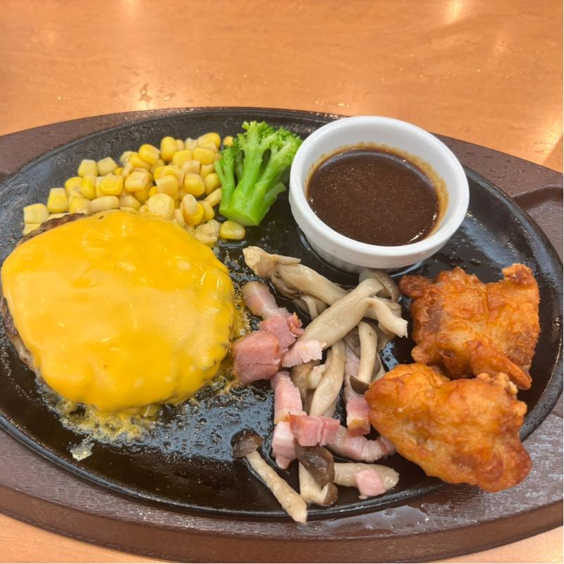 チーズハンバーグトリオランチ(ココス アルプラザ亀岡前店 （COCO’S）)