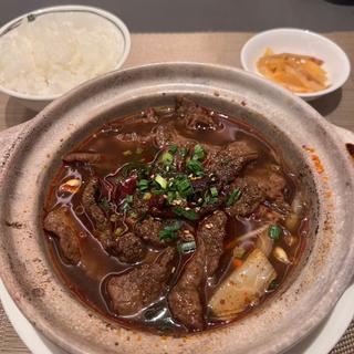 国産牛の四川風辛味土鍋炒め