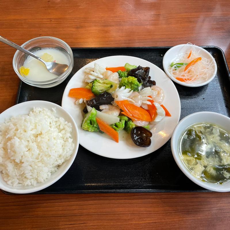 エビ、イカ、ブロッコリー炒め定食(香蘭 本店)