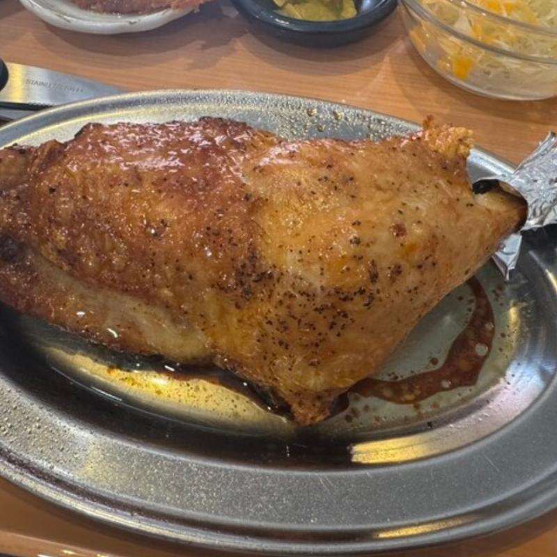 骨付き鳥ごはん定食(ナイス! はっちゃん（骨付鶏定食専門店）)