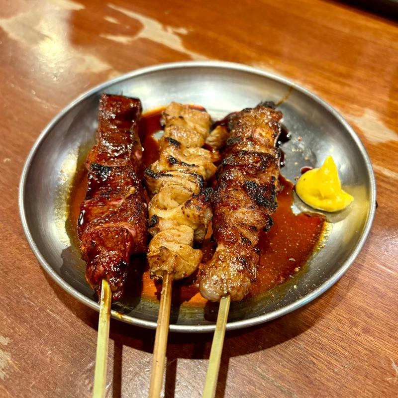 ハラミ・シロ・レバ(四文屋 中央南3条店)