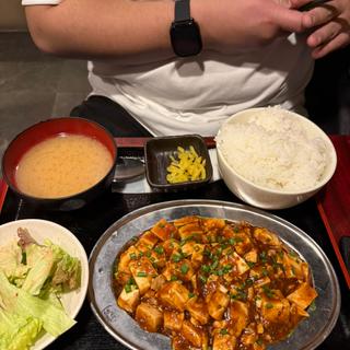 麻婆豆腐定食