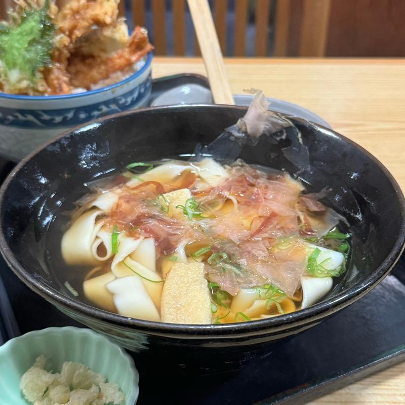 きしめん(三嶋屋 本店)