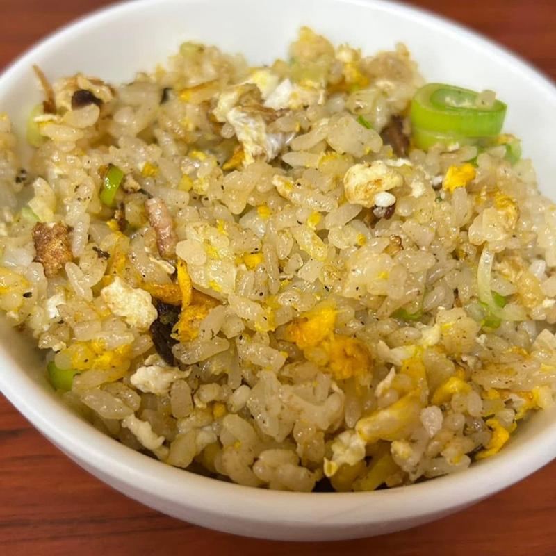 半チャーハン(宝亭)