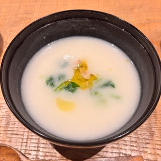 聖護院かぶと北海あさりのスープ