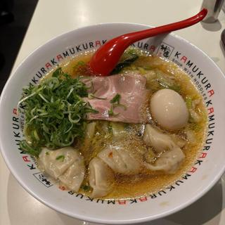 雲呑麺 味玉