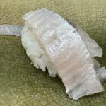 ヒラメのえんがわの握り