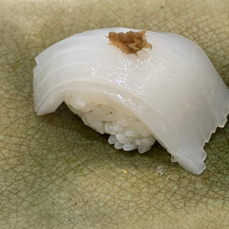 剣先イカの握り(千成寿司本店)