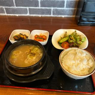 ソルロンタンランチ