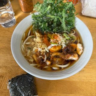 ゲソ天うどん　春菊天　おにぎり