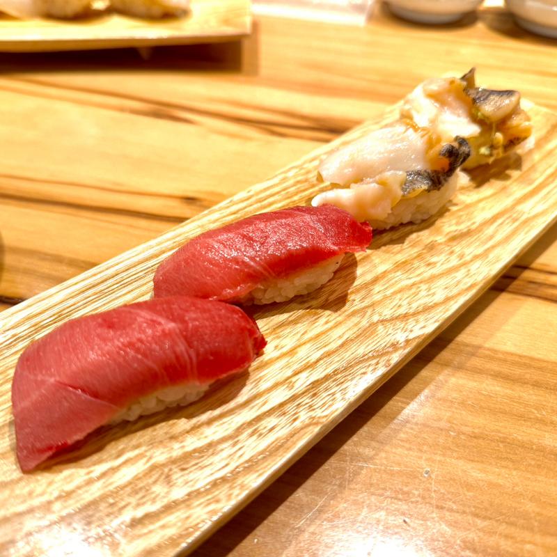 本鮪中トロと西貝(天然本まぐろ ありそ鮨し グランスタ東京店)