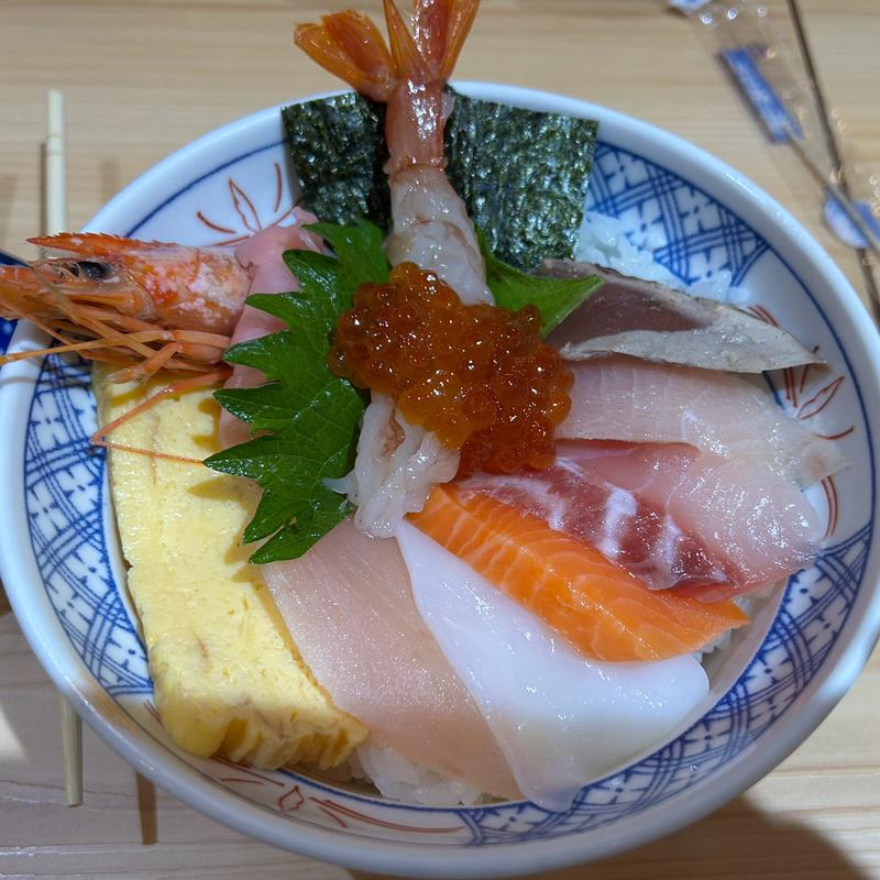 大漁丼(大起水産 海鮮丼と干物定食専門店 高槻店)