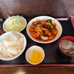 酢豚定食(八福 戸頭店)