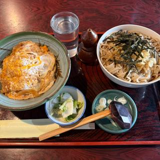 カツ丼　セット　たぬき蕎麦(将門蕎麦)