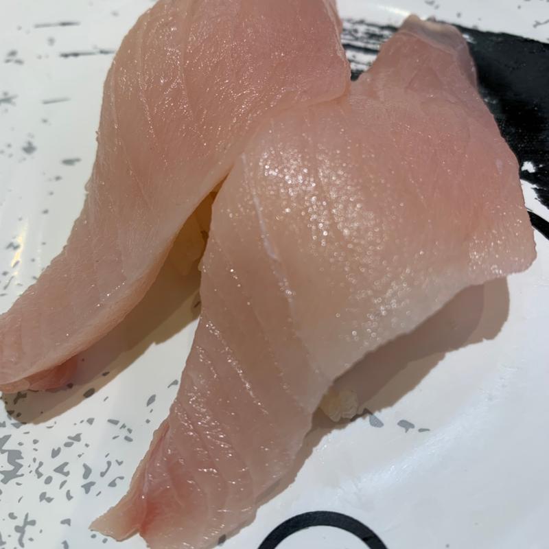 寒ぶり天身(回転寿司みさき イオン板橋ショッピングセンター店)