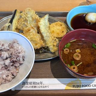 豚天定食(天麩羅えびのや さんすて岡山店)