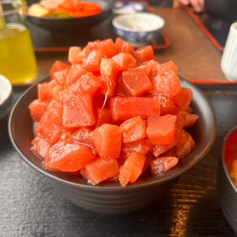 (まぐろ館 魚市場食堂)