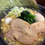 一刀盛り豚骨醤油ラーメン