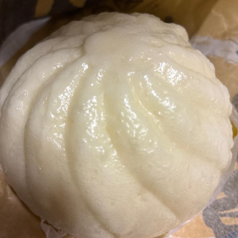 極旨黒豚まん(ファミリーマート 札幌駅北口店)