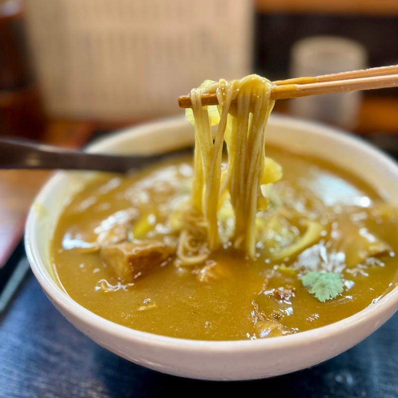 角煮入りカレー蕎麦(川越蔵塚 昌平)