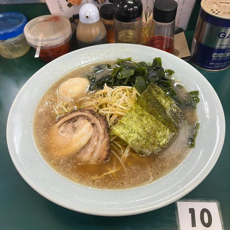 花輪ラーメン 中盛り 麺硬め(ラーメンショップ 花輪店)