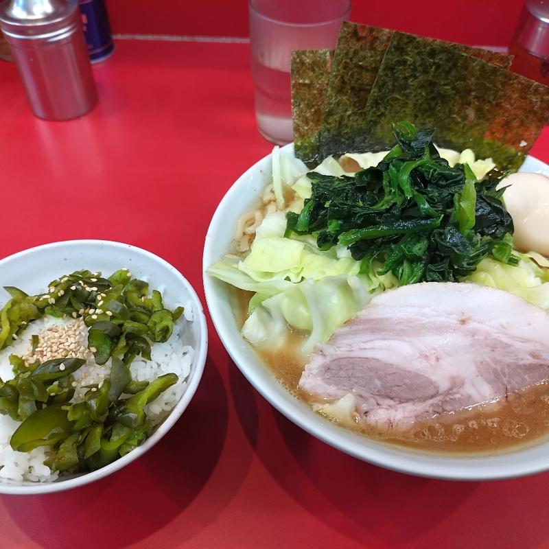 得特製ラーメン　(武蔵家 大井町店 （むさしや）)