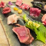 菅乃屋馬刺し盛合せ