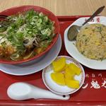 京都漆黒醤油ラーメンと焼きめし
