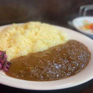 ビーフカレー(ガリバー )